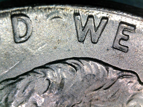 CRH-1998-P-LMC-Posable-Dropped--Chunk-Of-The-Letter-O-Yes-No-?